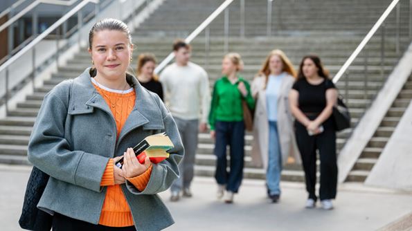 Student med vänner.jpg
